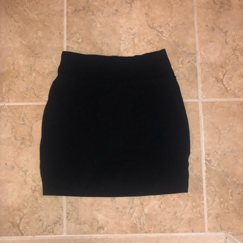 tight black skirt